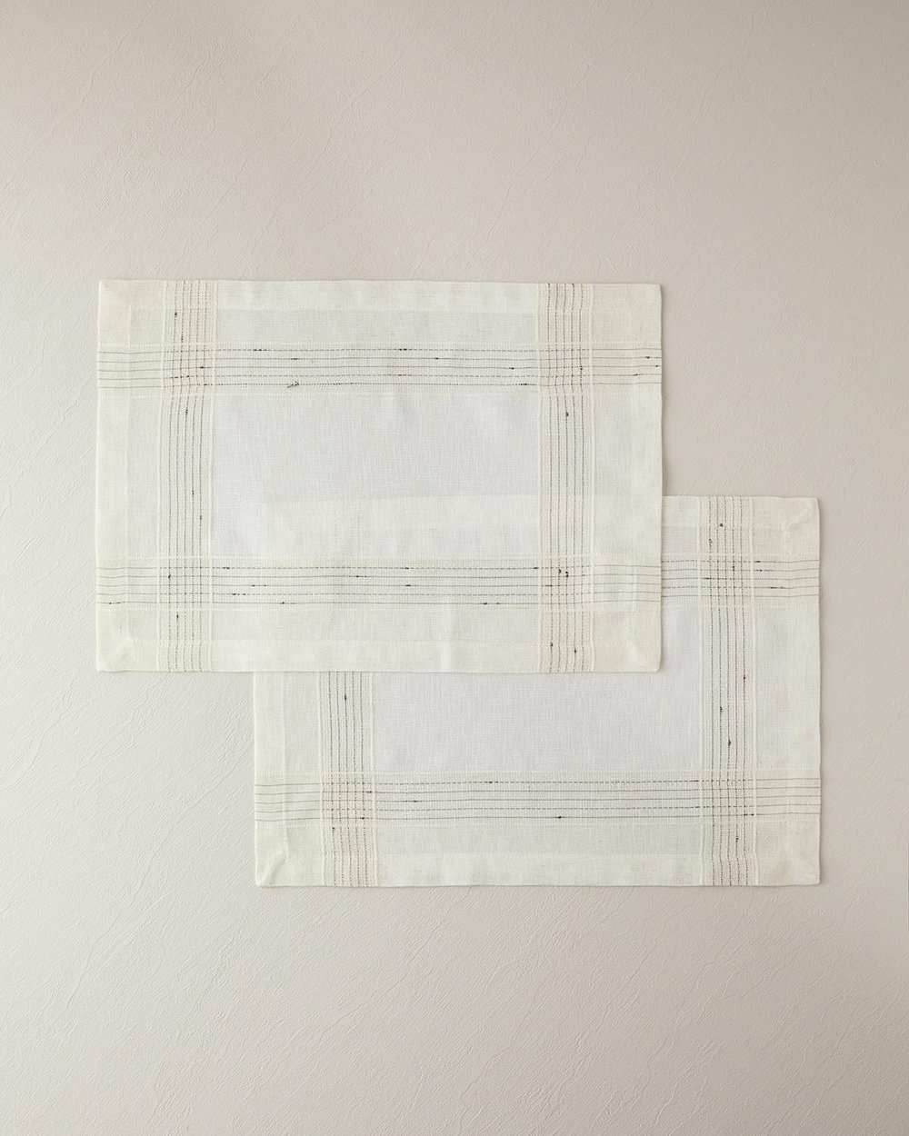 Luxe Linen Look Подложки За Хранене 2 бр. Полиестер 35x50 см Кремаво - Черен