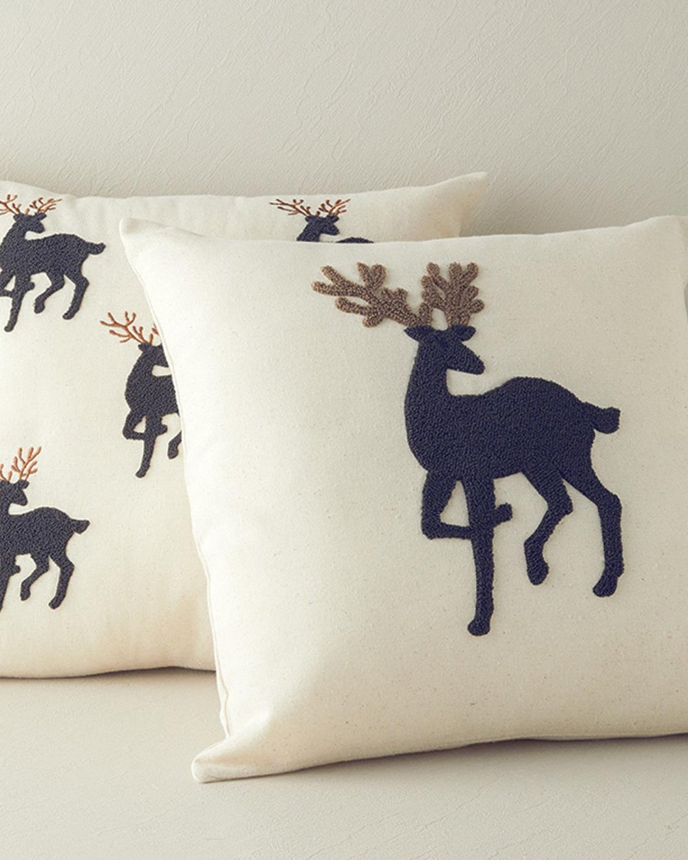 Magical Deer Калъфка Декоративн Възглавница Бродерия с перфорация 45x45 см Екрю