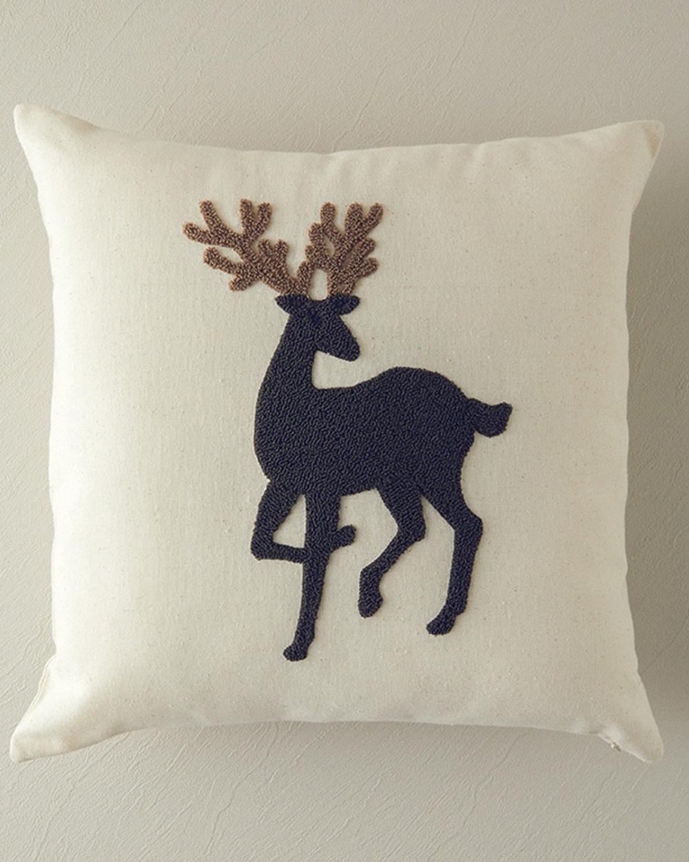 Magical Deer Калъфка Декоративн Възглавница Бродерия с перфорация 45x45 см Екрю