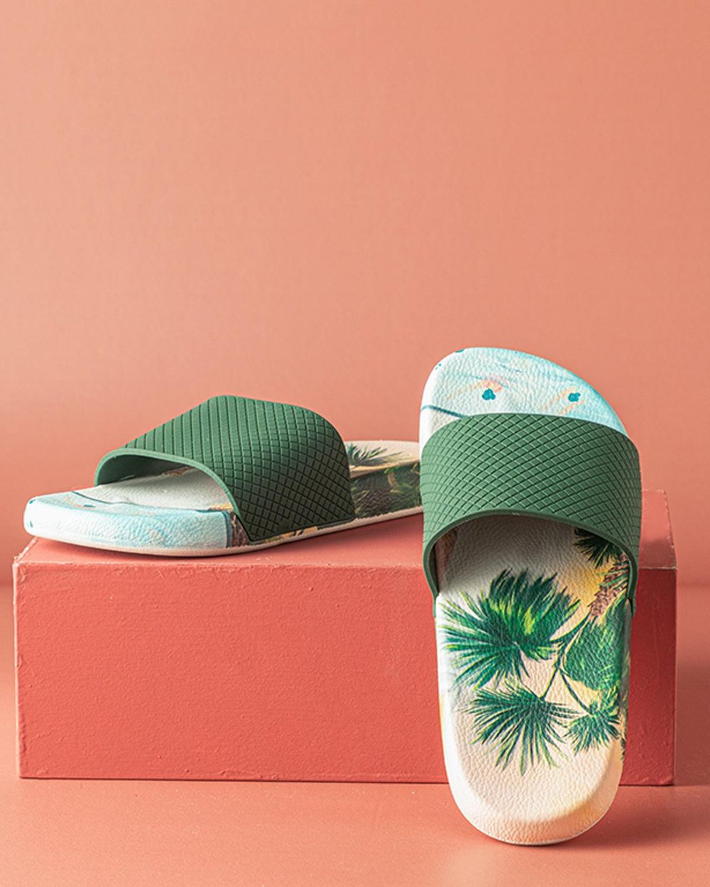 Palm Women Beach Slipper 36 Green