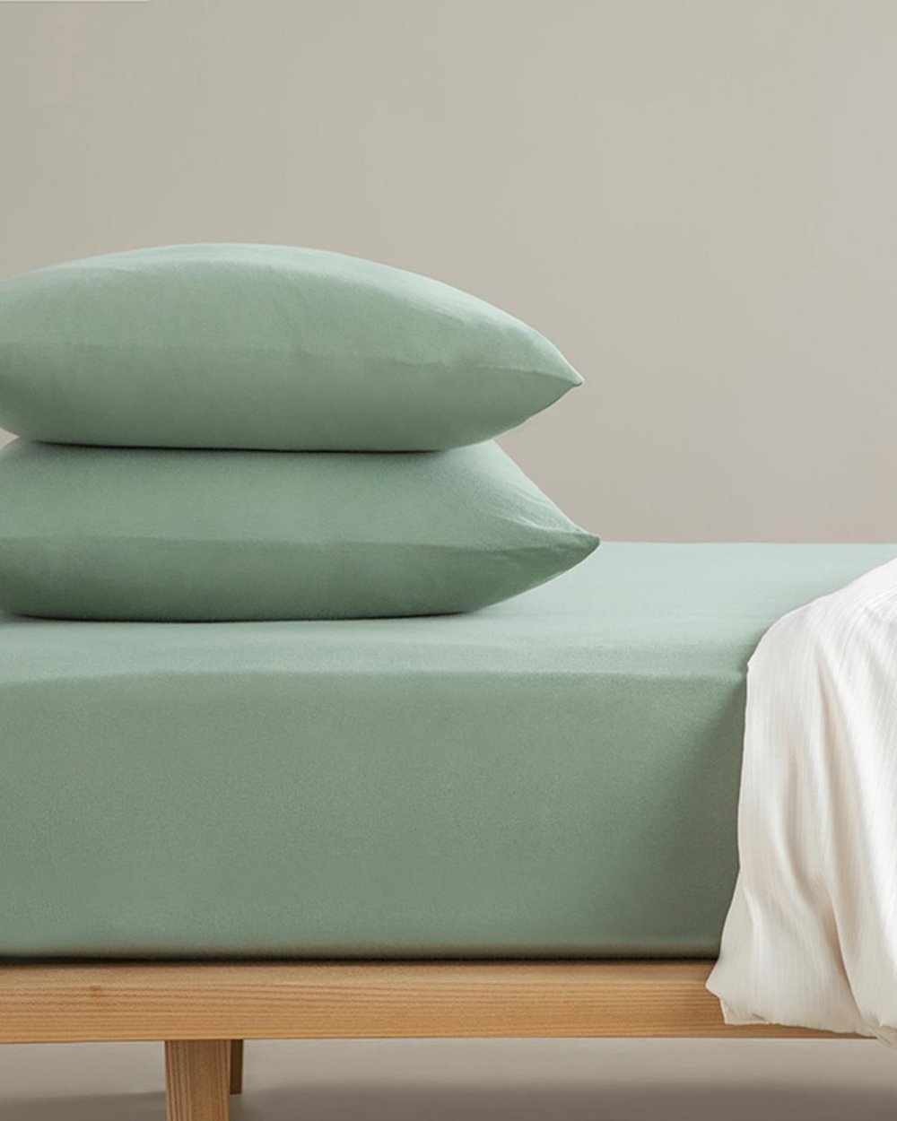 Plain Combed Cotton King Size Fitted Sheet Set 180x200 cm Dark Green.