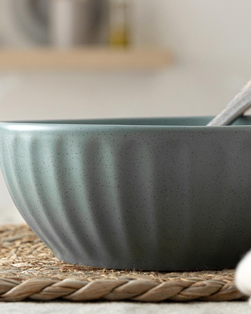 Rhoda Stoneware Bowl 17 cm Green