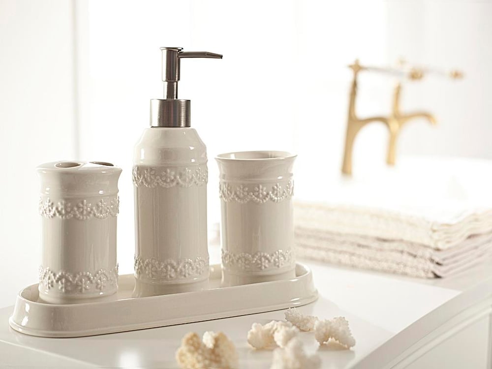 Romia КОМПЛЕКТ ЗА БАНЯ Керамичен . .