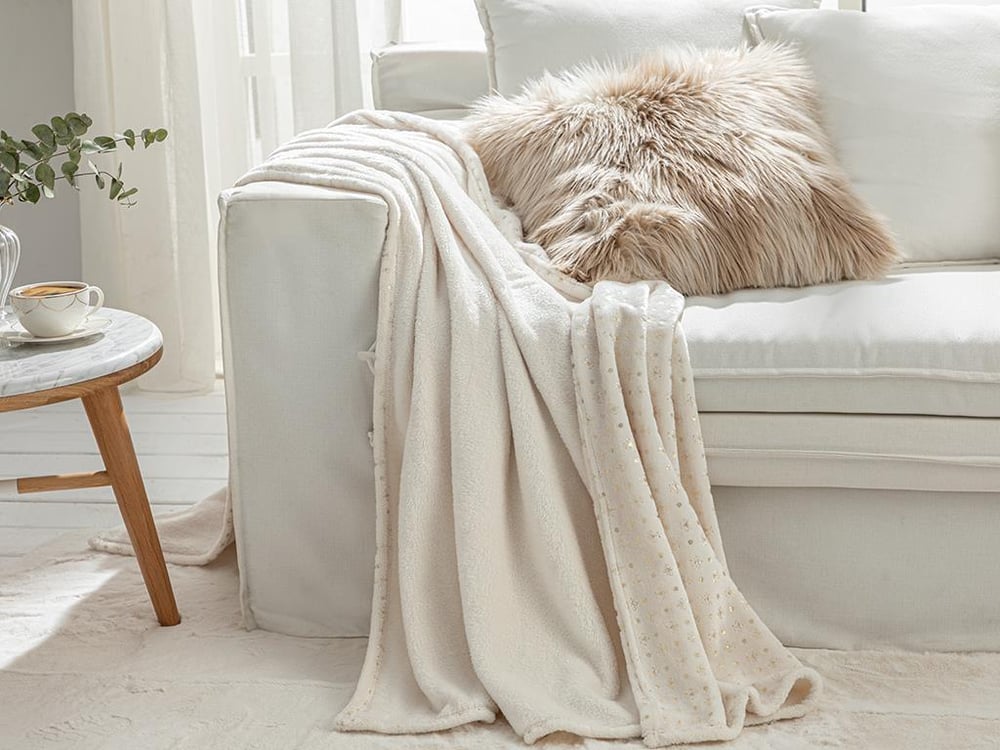 Royal Glow Gold Leaf Printed Super Soft Tv Blanket 130x170 cm White