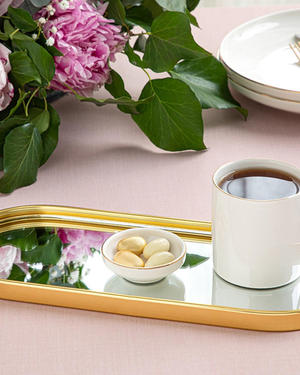 Shaped Metal With Mirror Tray 30x12 cm Gold