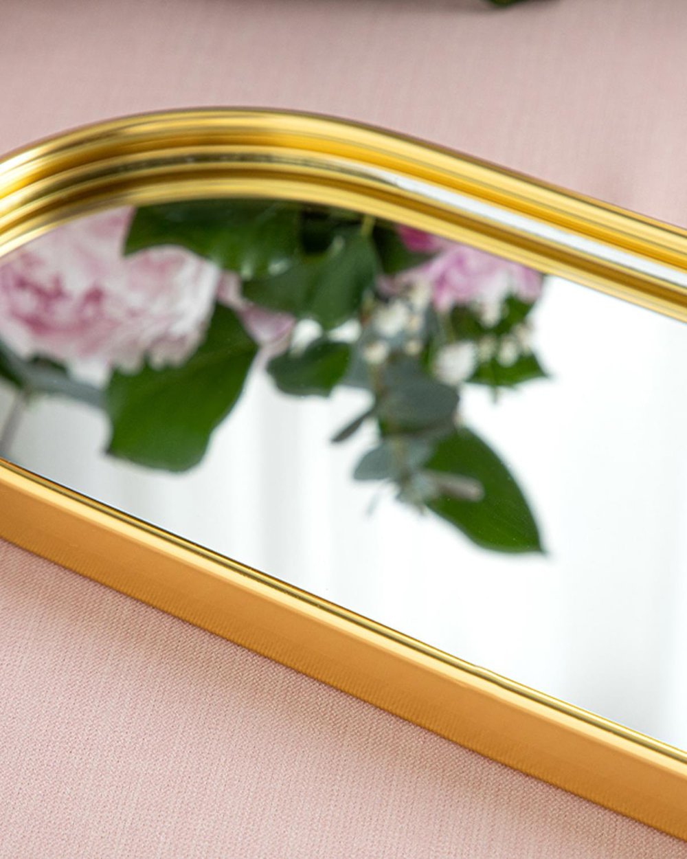 Shaped Metal With Mirror Tray 30x12 cm Gold