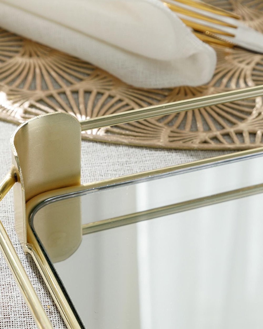 Shine Metal Tray 19x36 cm Transparent