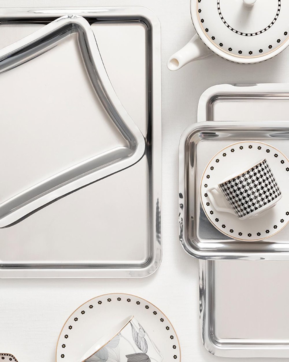 Shiny Metal Tray 22x16 cm Silver