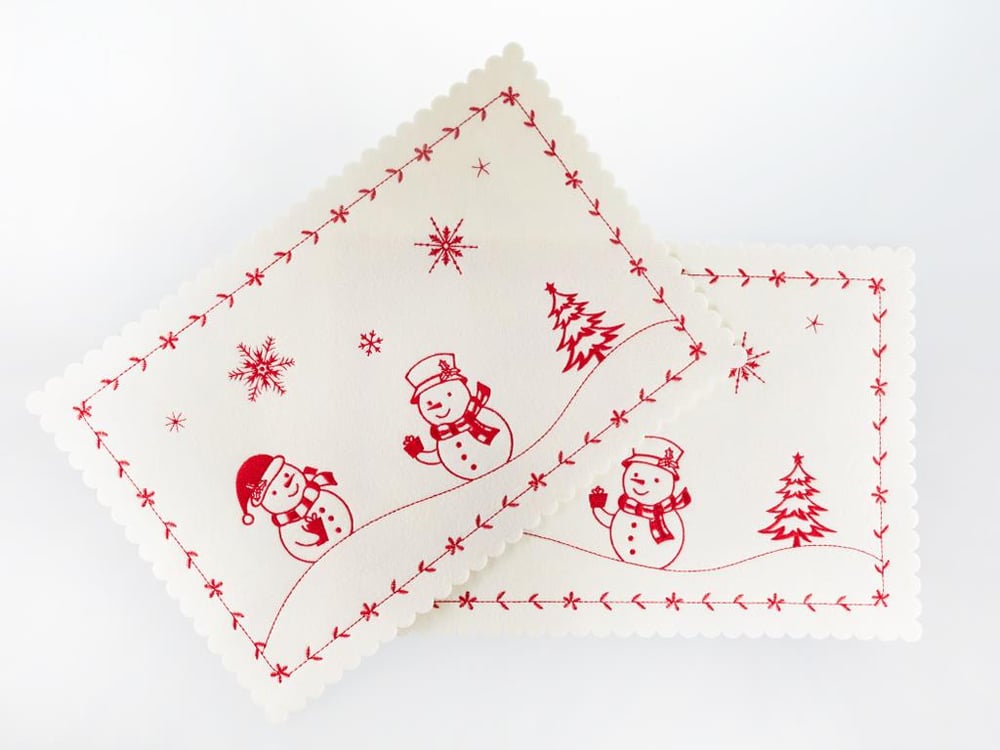 Snow Holiday АМЕРИКАНЗКИ СЕРВИЗ 2 комплекта Филц 30x45 cm Red