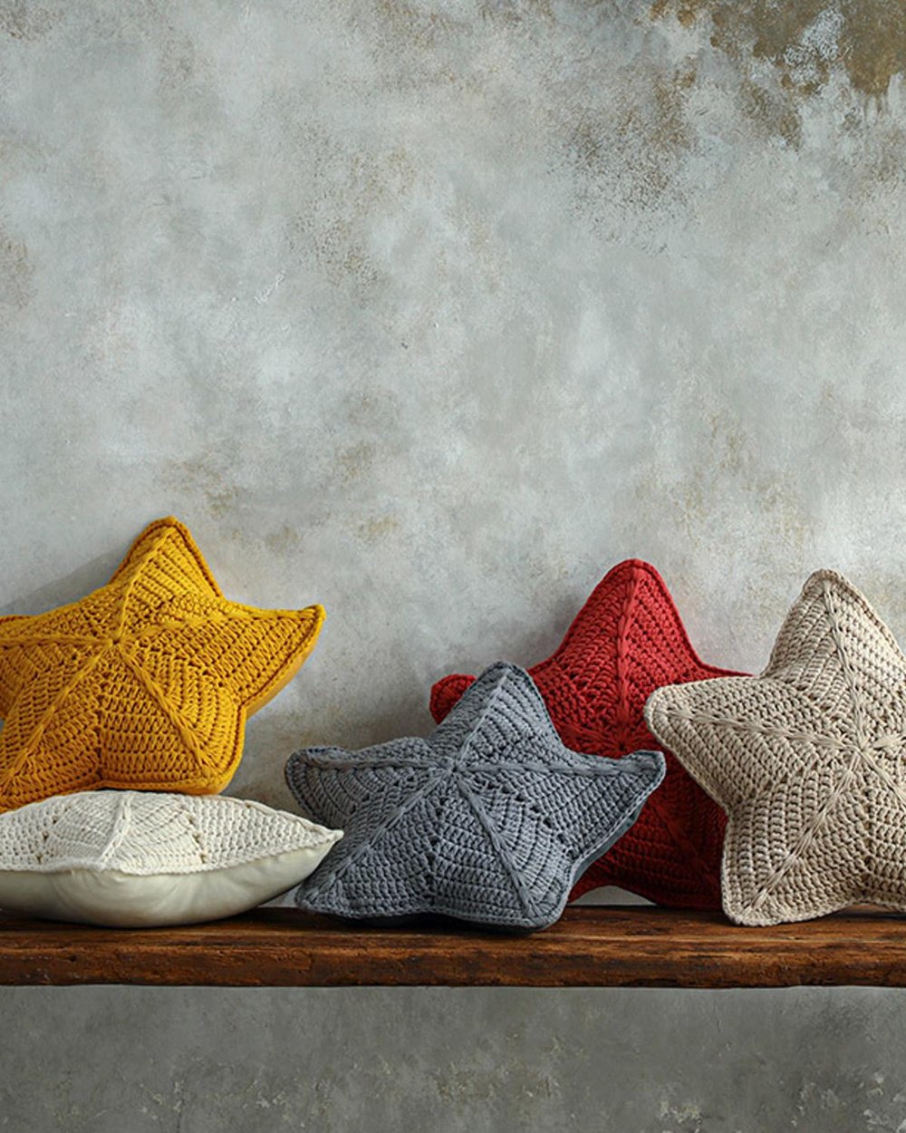 Star Knitting Decorative Cushion 50 cm Ecru