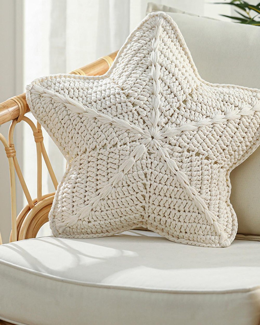 Star Knitting Decorative Cushion 50 cm Ecru