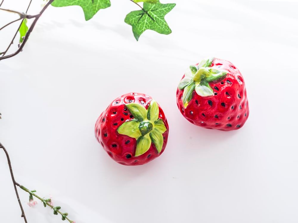Strawberry Съд за Поправки Керамичен . Red