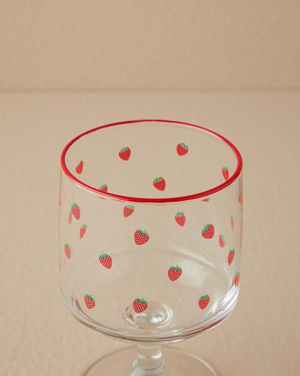 Strawberry Glass 3 pcs Cup 300 ml Red