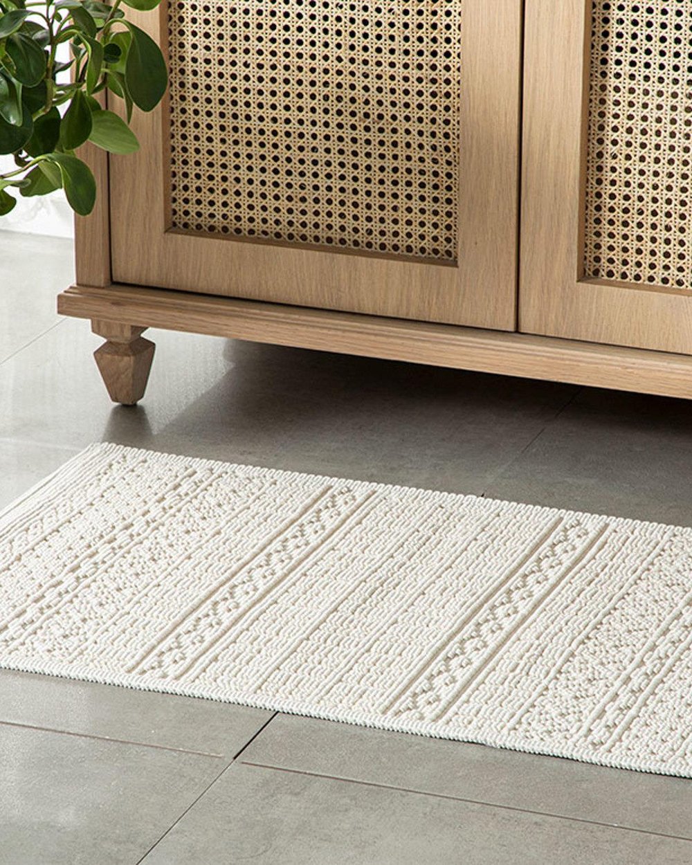 Thore Cottony Rug 50x80 cm White