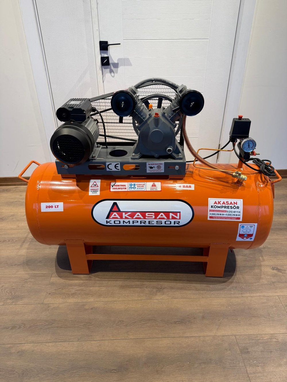 Kompresör ve Vakum SistemleriAka Kompresör200 Litre 2070 8 Bar Kompresör