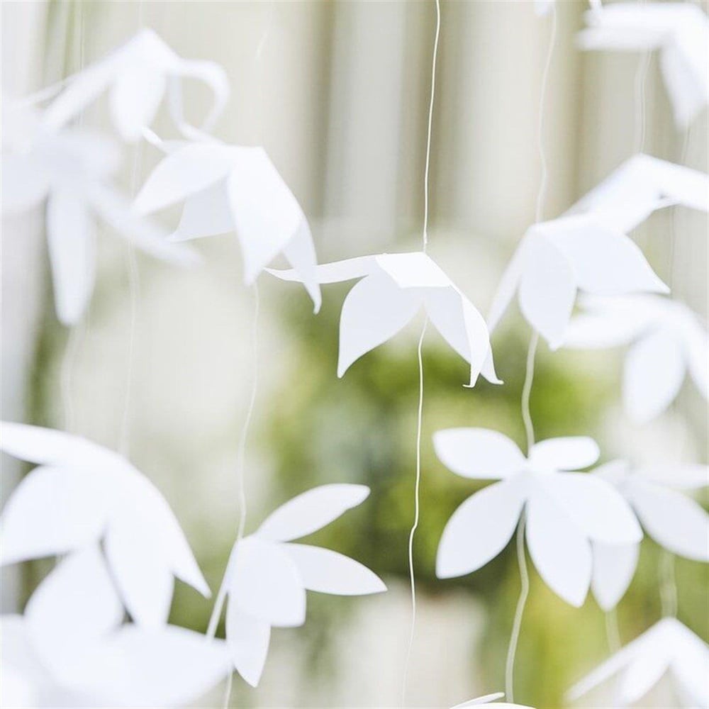 Ginger Ray - Origami Çiçekli Arka Fon - Beyaz