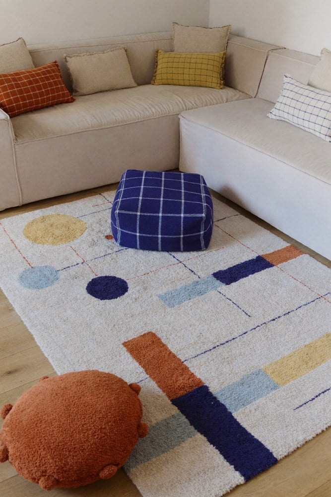 Lorena Canals Geometrik Desenli Yıkanabilir Halı – 120 × 160 cm