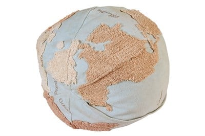 Puf, World Map