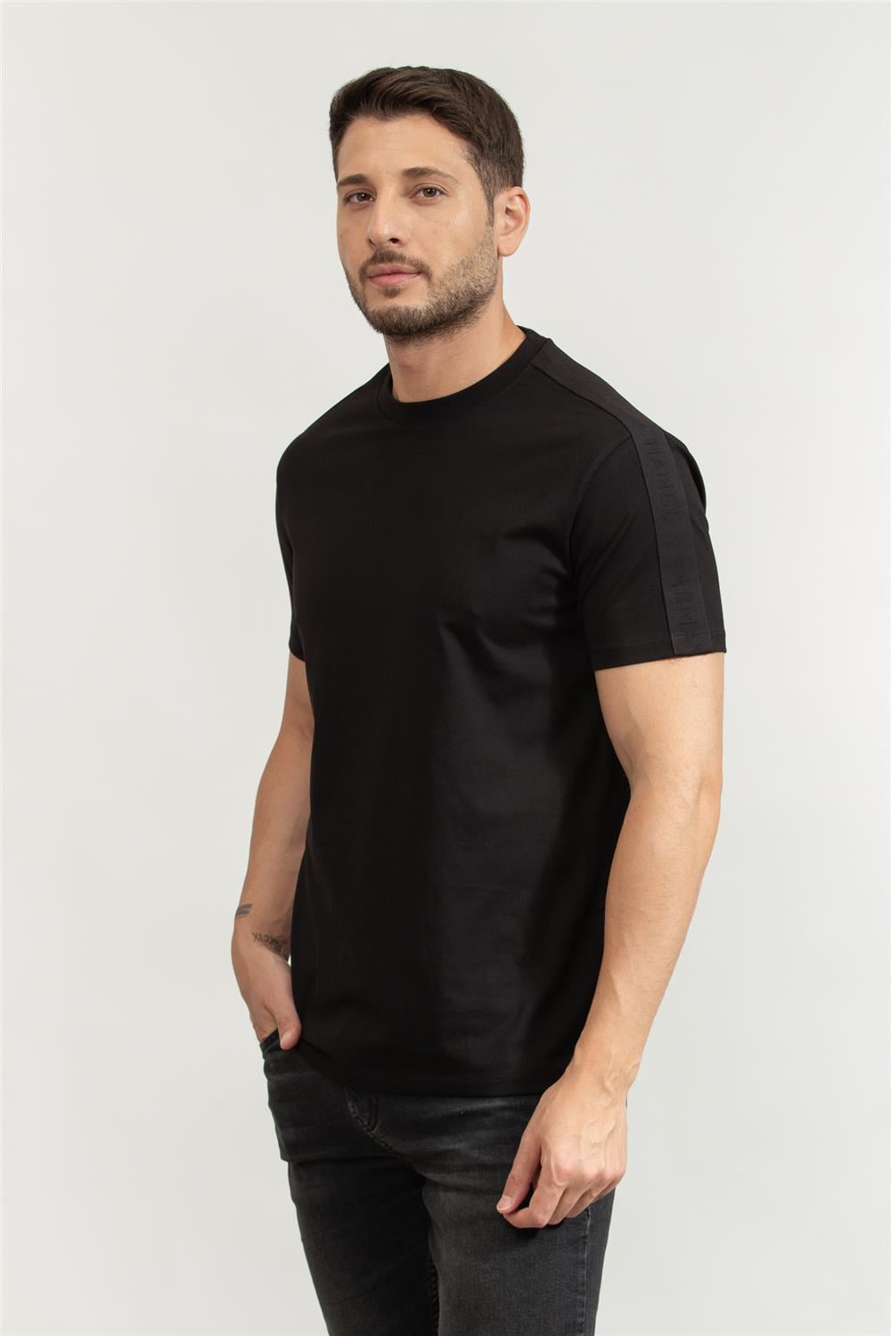 Armani Exchange Erkek Bisiklet Yaka T-Shirt Siyah