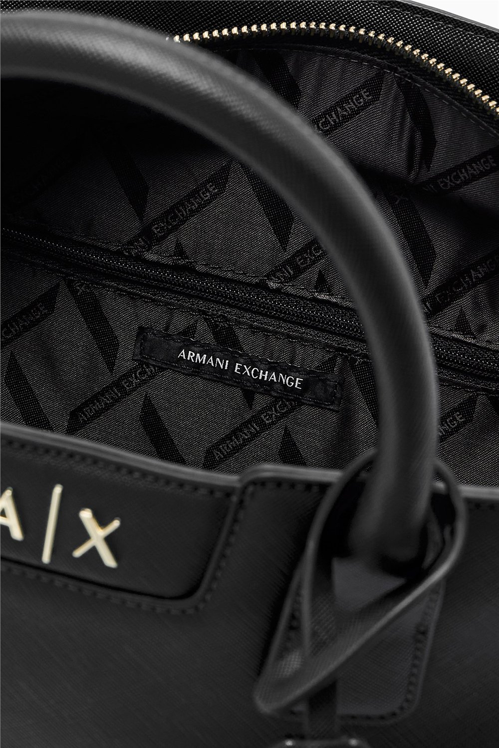 Armani Exchange Kadın Omuz Çantası Siyah