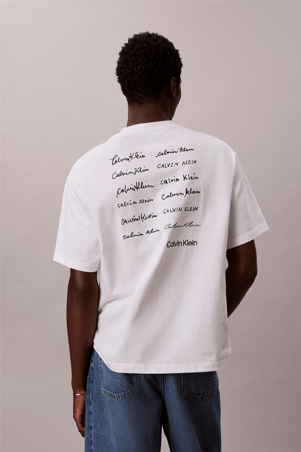 Calvin Klein 16S April Graphic Se Erkek Bisiklet Yaka T-Shirt Beyaz
