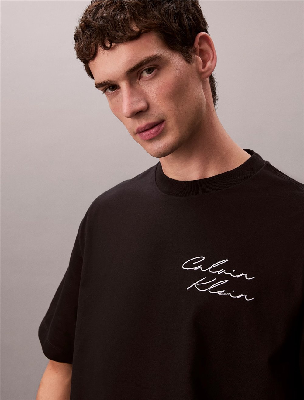 Calvin Klein 16S April Graphic Se Erkek Bisiklet Yaka T-Shirt Siyah