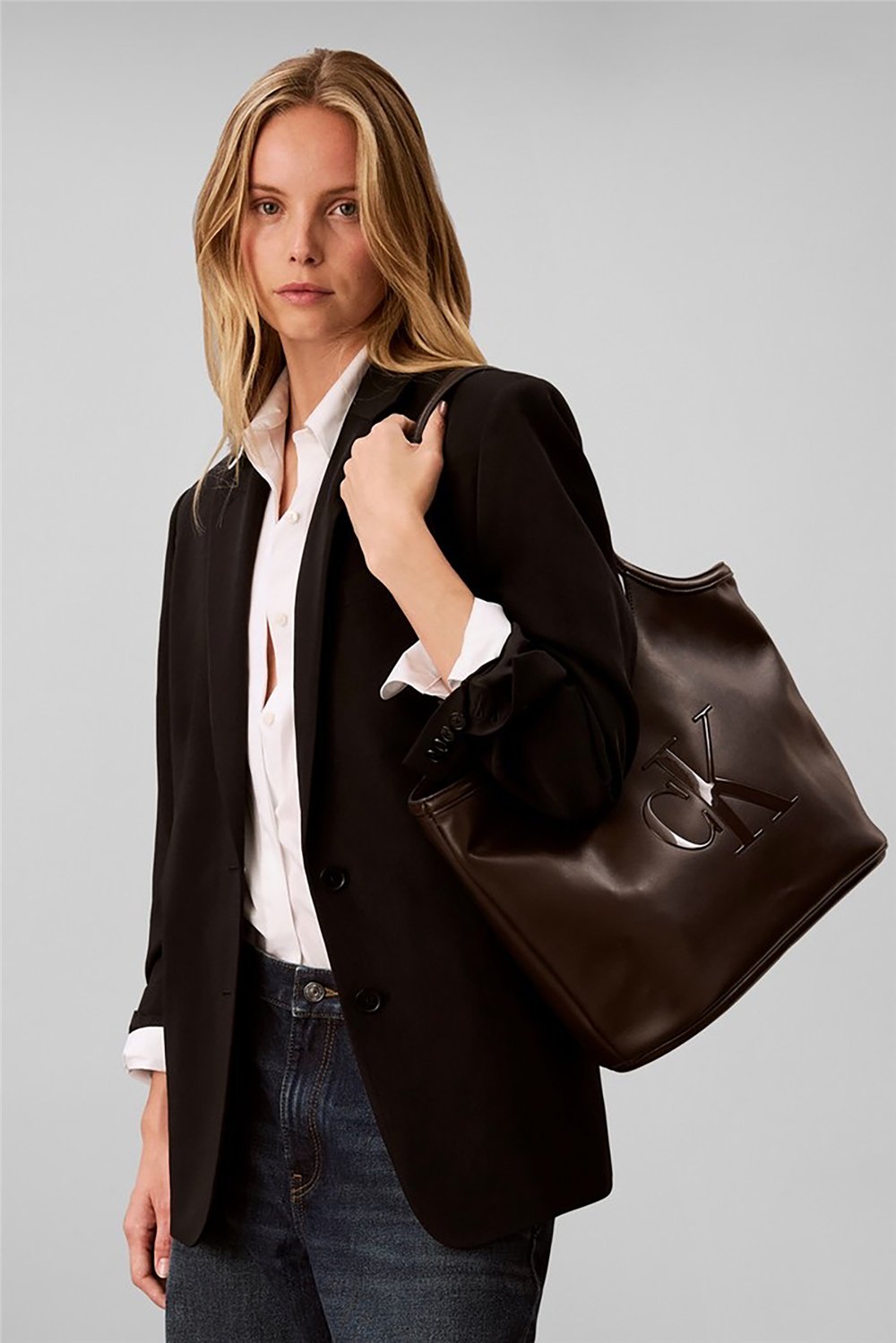 Calvin Klein Bold Ck Shopper Kadın Omuz Çantası Kahverengi