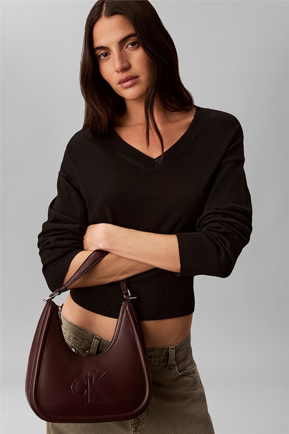 Calvin Klein Bold Ck Small Crescent Bag Kadın Mini Omuz Çantası Siyah