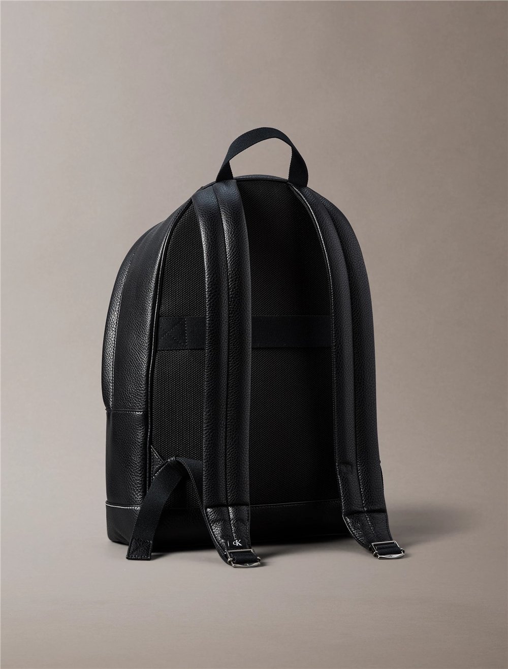 Calvin Klein Bold Pebble Round Backpack Erkek Sırt Çantası Siyah
