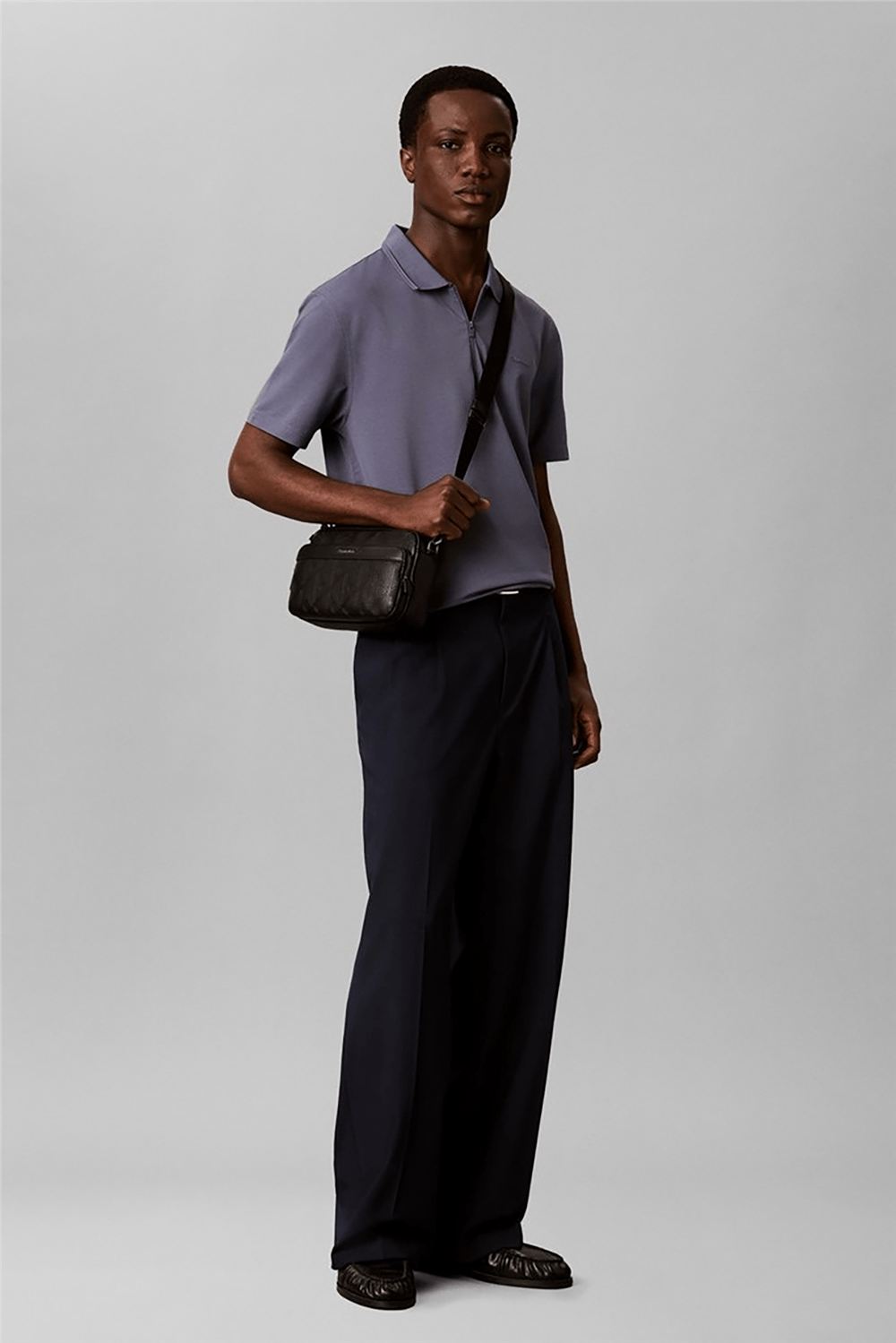 Calvin Klein Emblem Aop Deboss Erkek Reporter Çanta Siyah