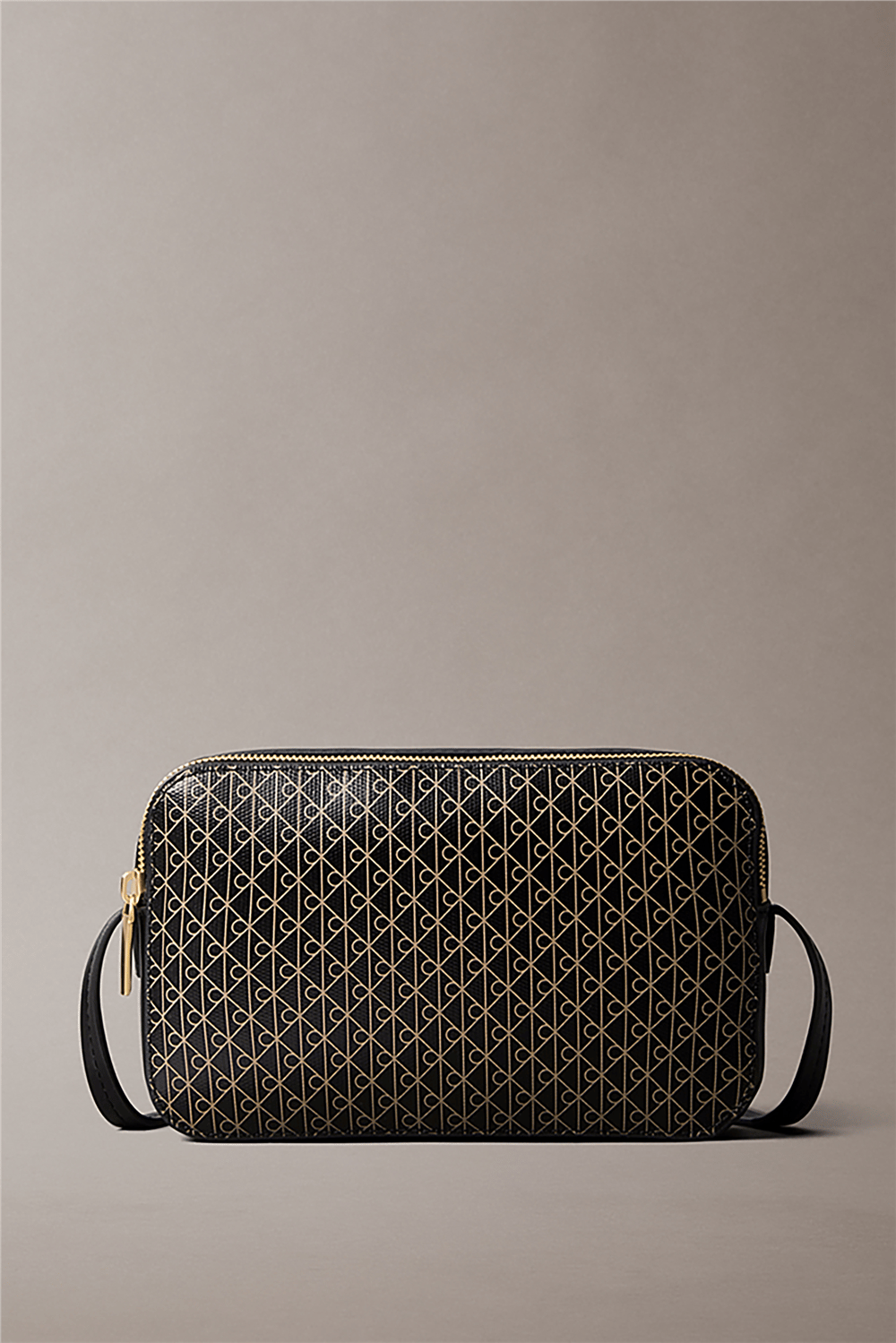 Calvin Klein Emblem Aop Elongated Camera Bag Kadın Mini Omuz Çantası