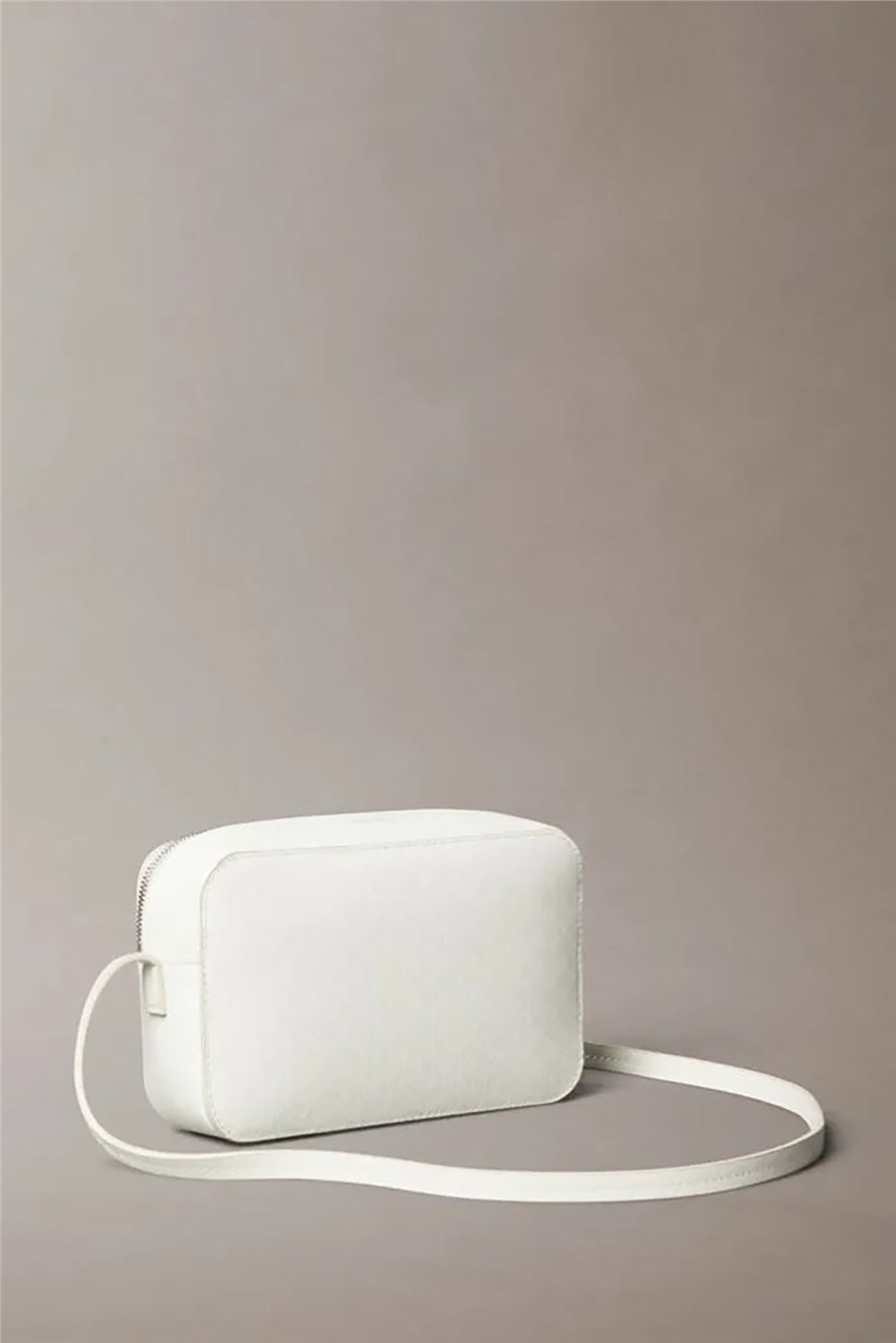 Calvin Klein Emblem Aop Elongated Camera Bag Kadın Mini Omuz Çantası
