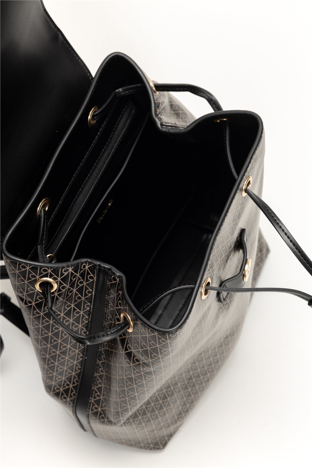 Calvin Klein Emblem Aop Flap Backpack Kadın Sırt Çantası