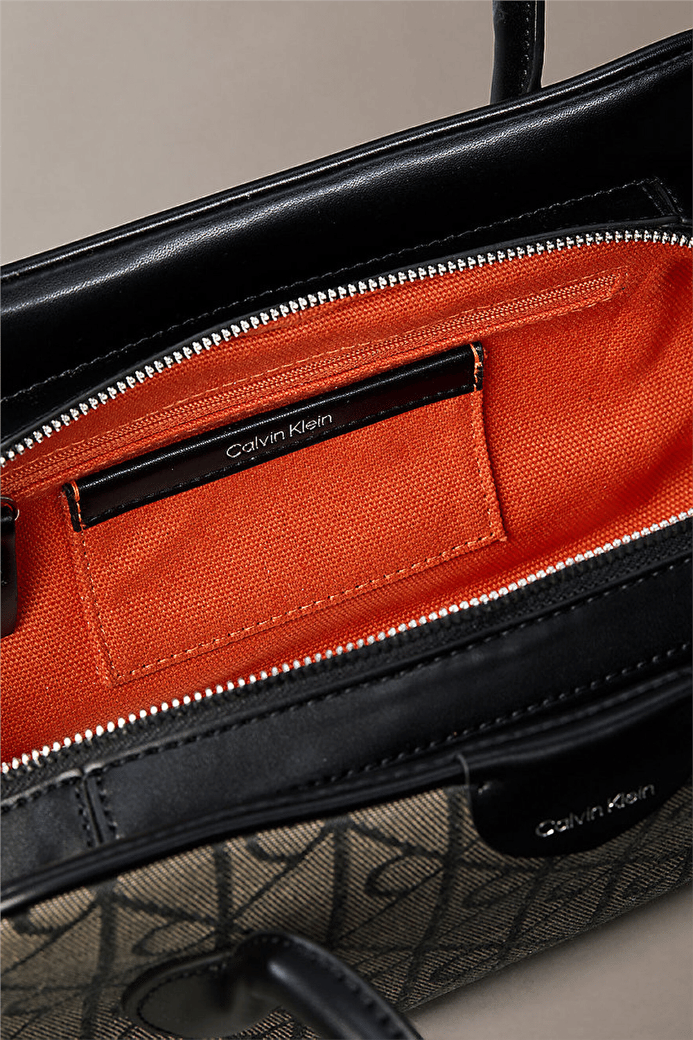 Calvin Klein Emblem Trio Jacquard Shoulder Ba Kadın Omuz Çantası
