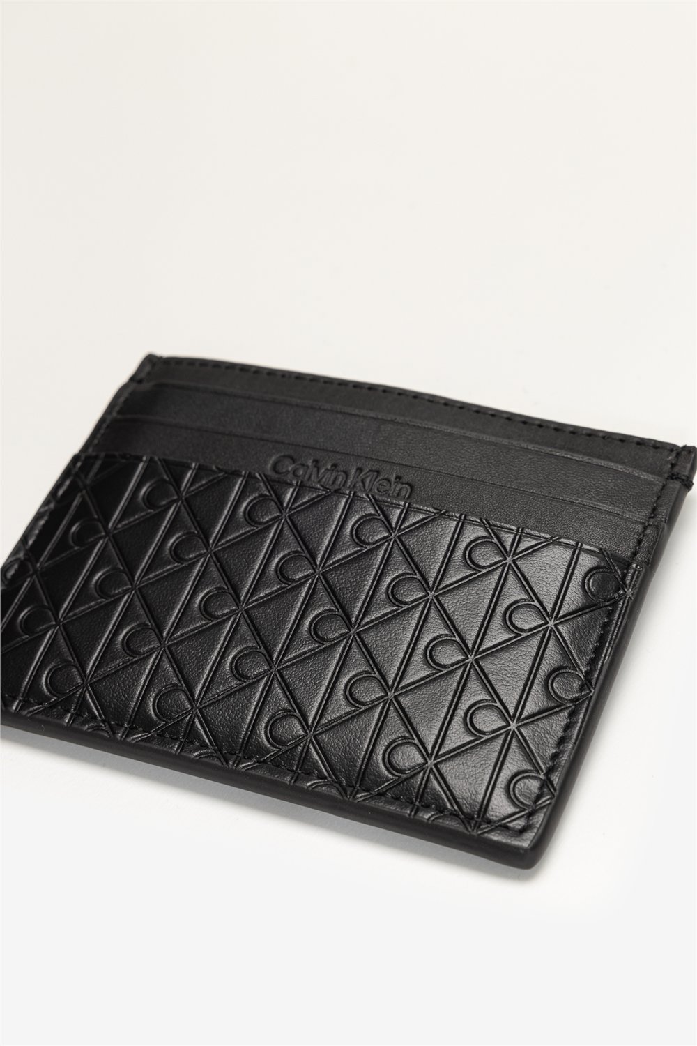 Calvin Klein Embossed Emblem Erkek Kartlık