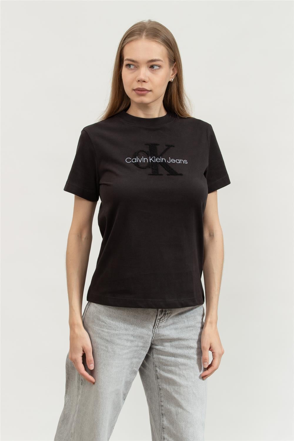 Calvin Klein Kadın Bisiklet Yaka T-Shirt Siyah