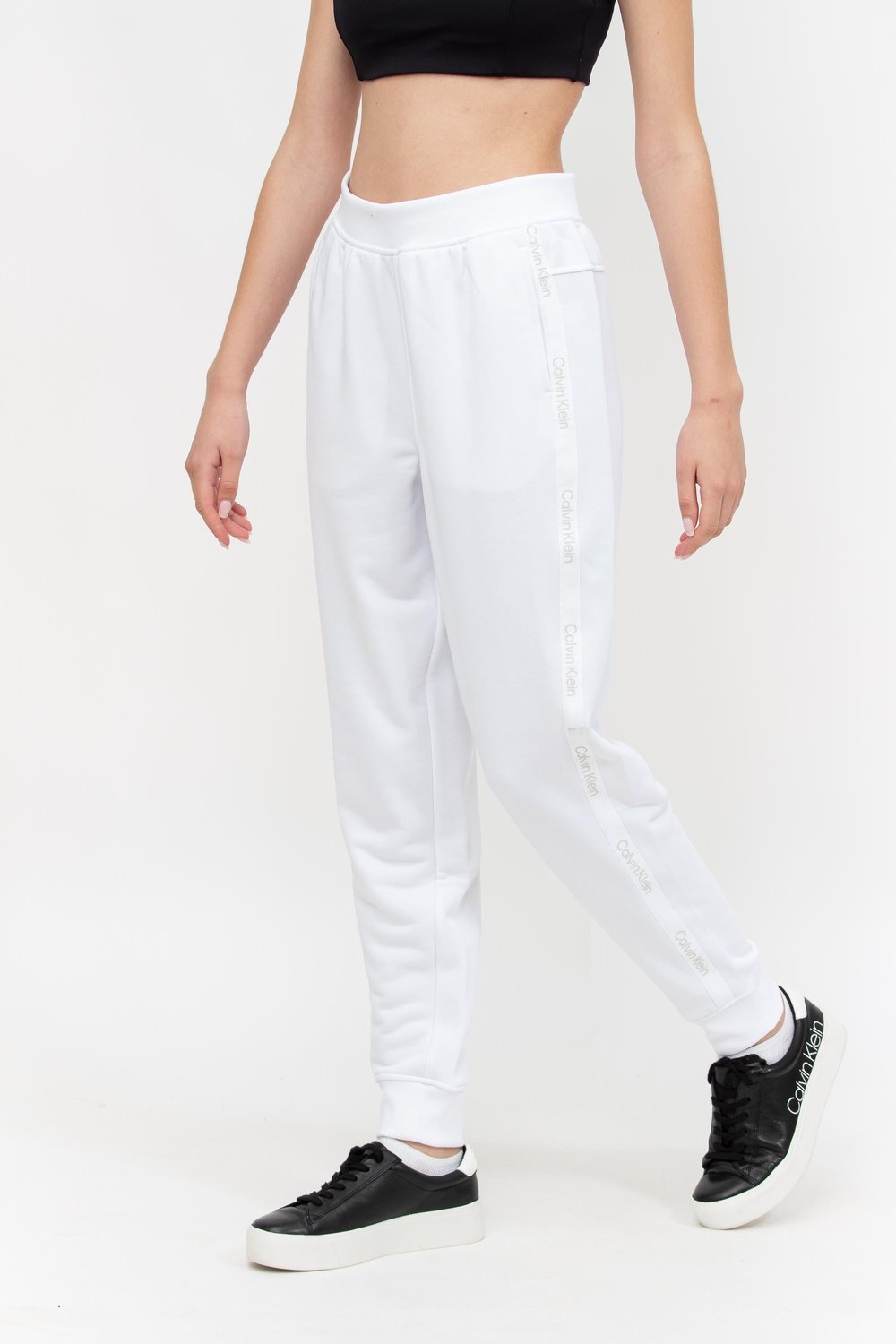 Calvin Klein Kadın Jogger Pantolon Beyaz