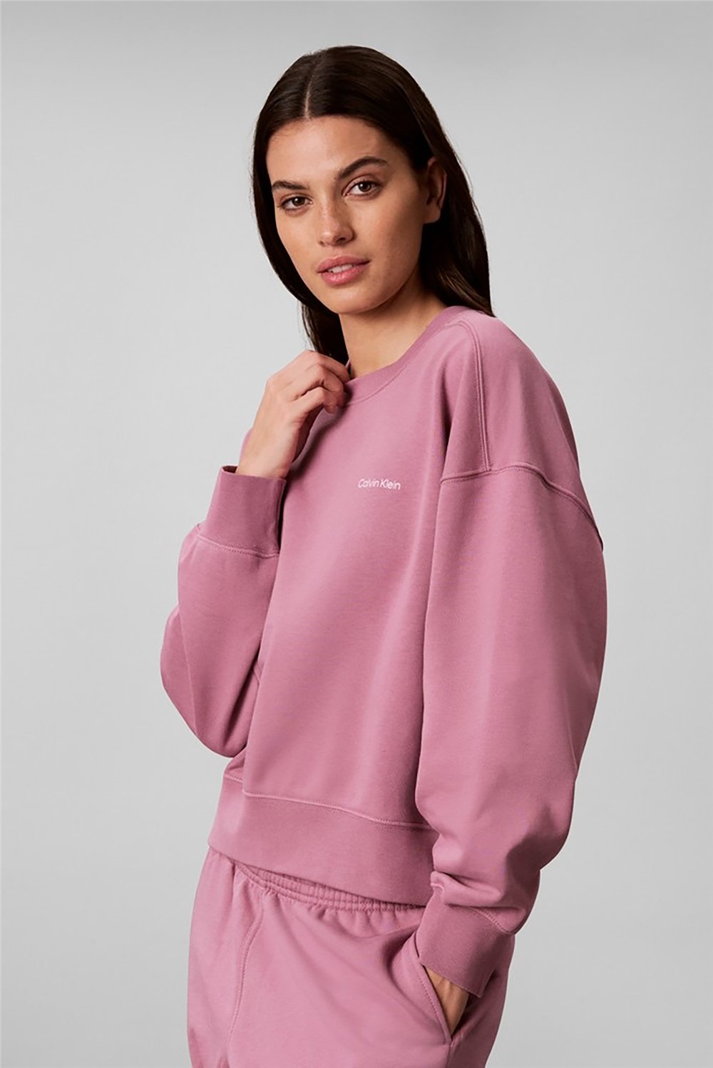 Calvin Klein Ls Feminine Logo French Terry Cr Kadın Bisiklet Yaka Sweatshirt