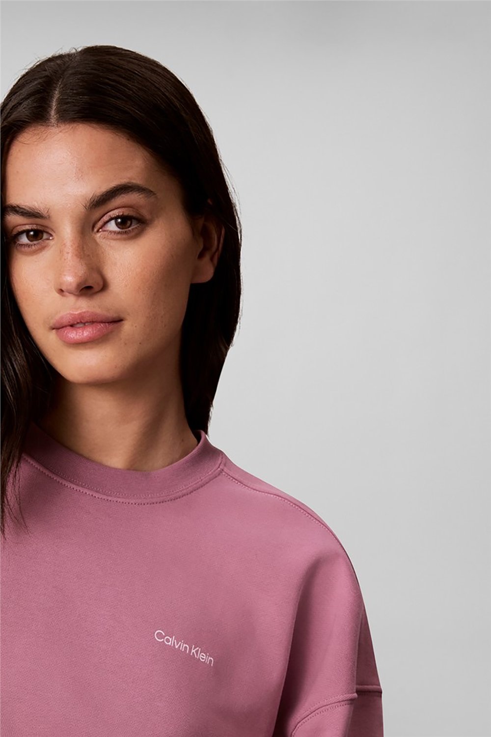 Calvin Klein Ls Feminine Logo French Terry Cr Kadın Bisiklet Yaka Sweatshirt