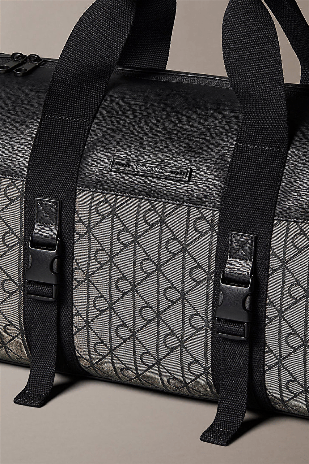 Calvin Klein Mixed Emblem Aop Duffle Erkek Spor Çantası Yeşil