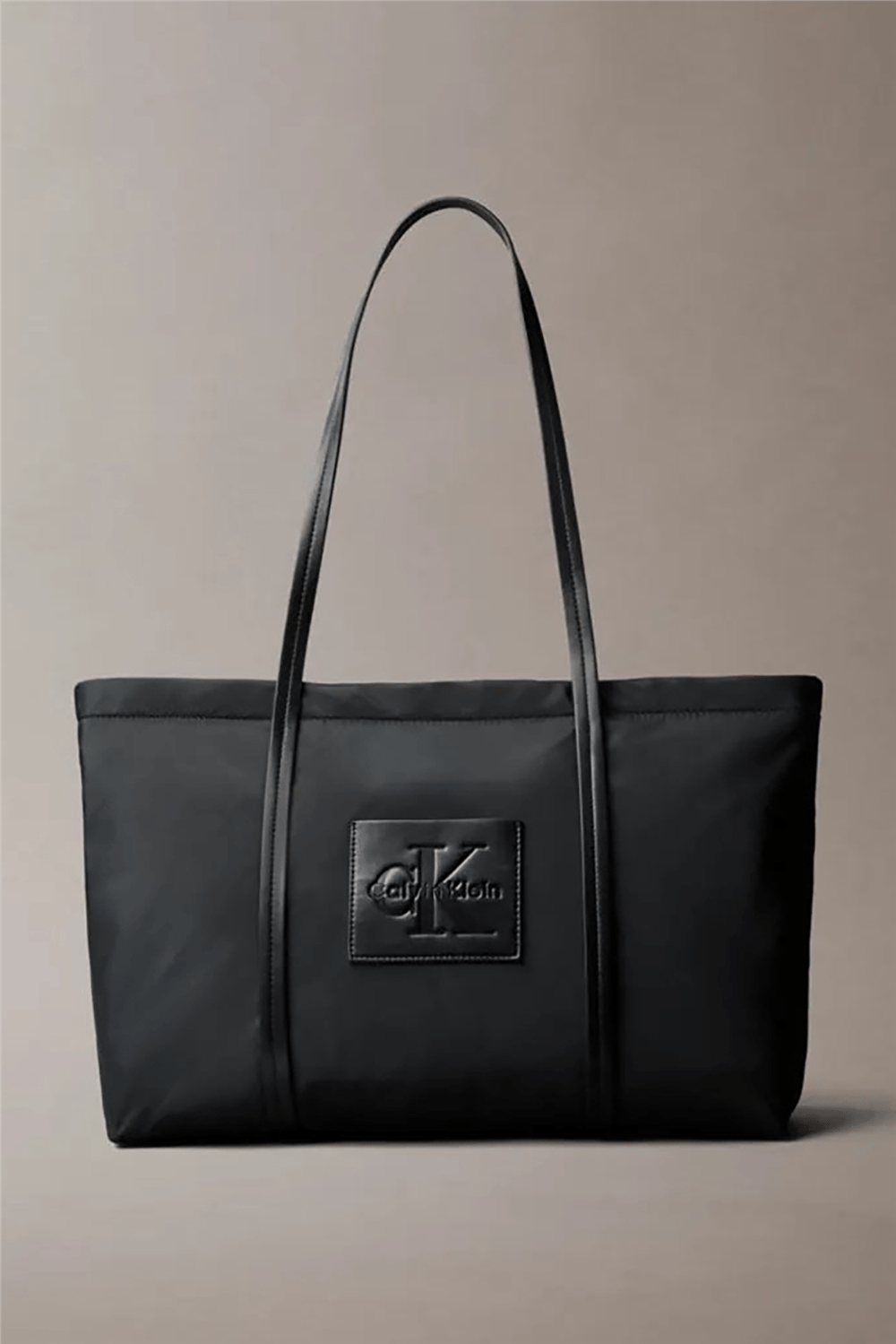 Calvin Klein Nylon Medium Tote Kadın Mini Omuz Çantası Siyah