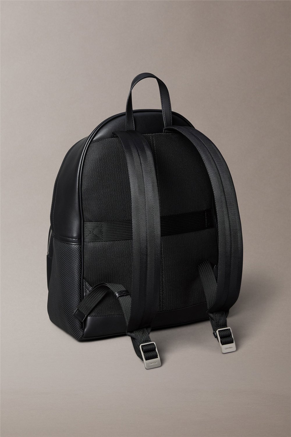 Calvin Klein Perforated Backpack Erkek Sırt Çantası Siyah