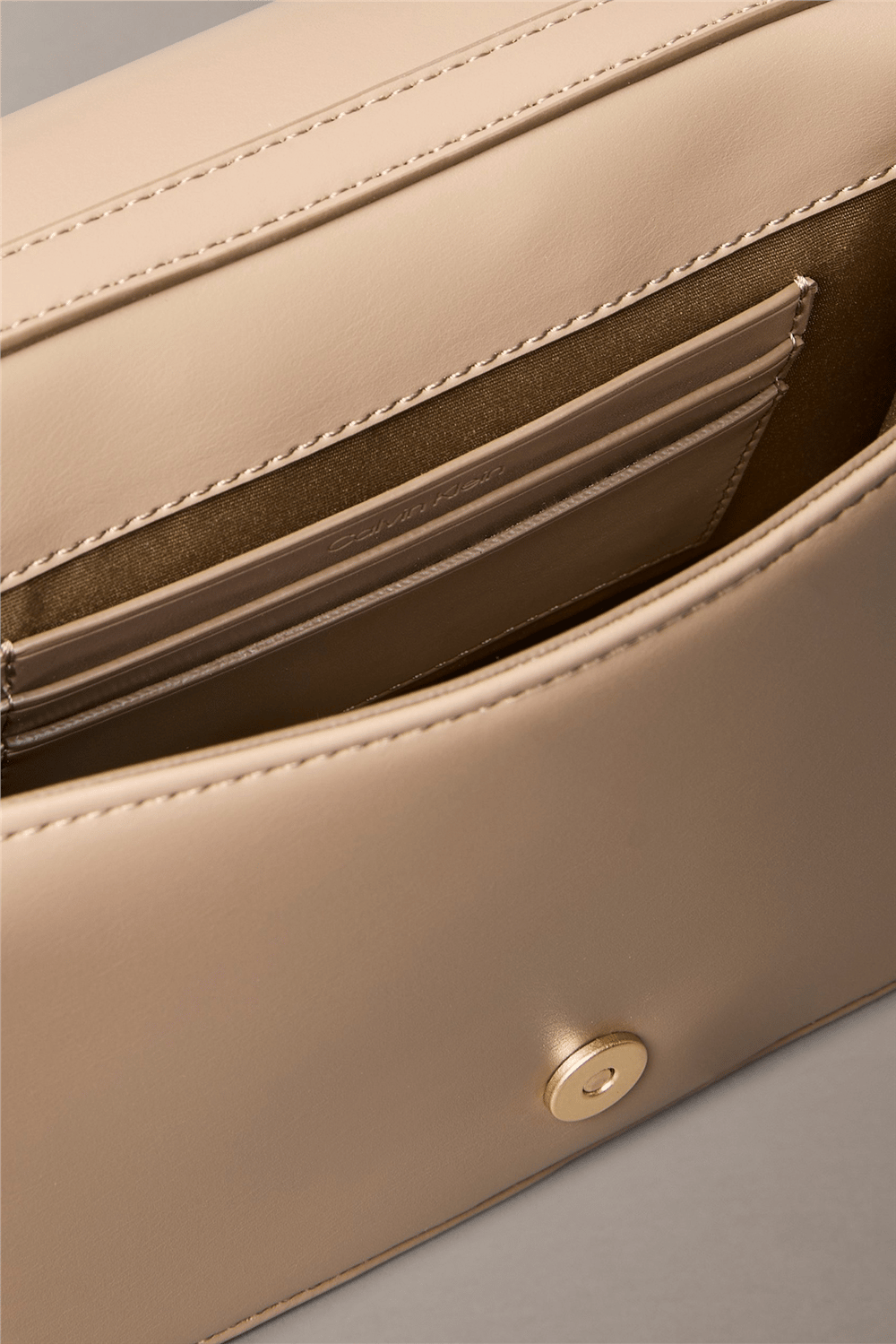 Calvin Klein Quilted Mini Chain Bag Kadın Cüzdan Kahverengi