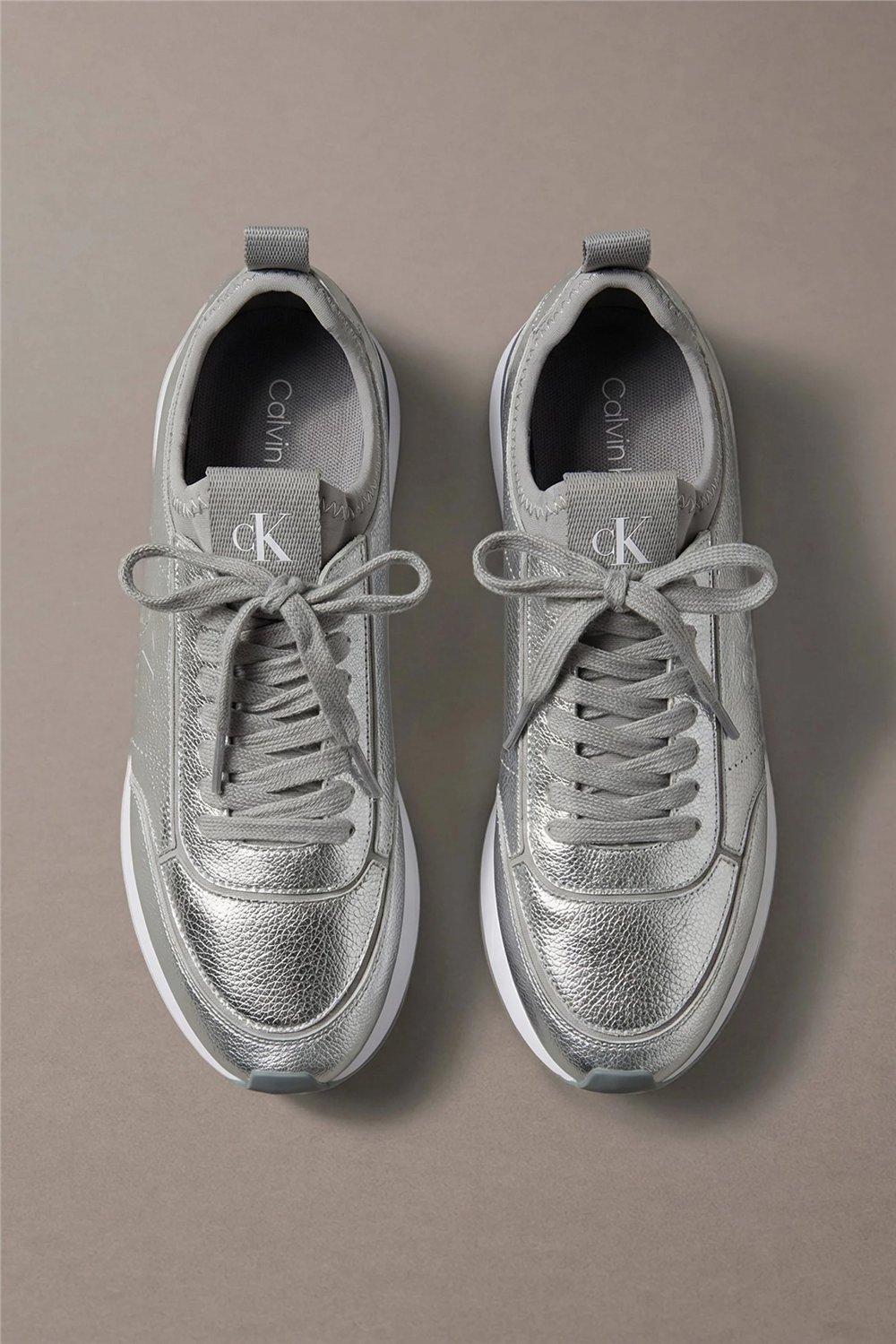 Calvin Klein Retro Runner Metallic Kadın Sneaker Gri