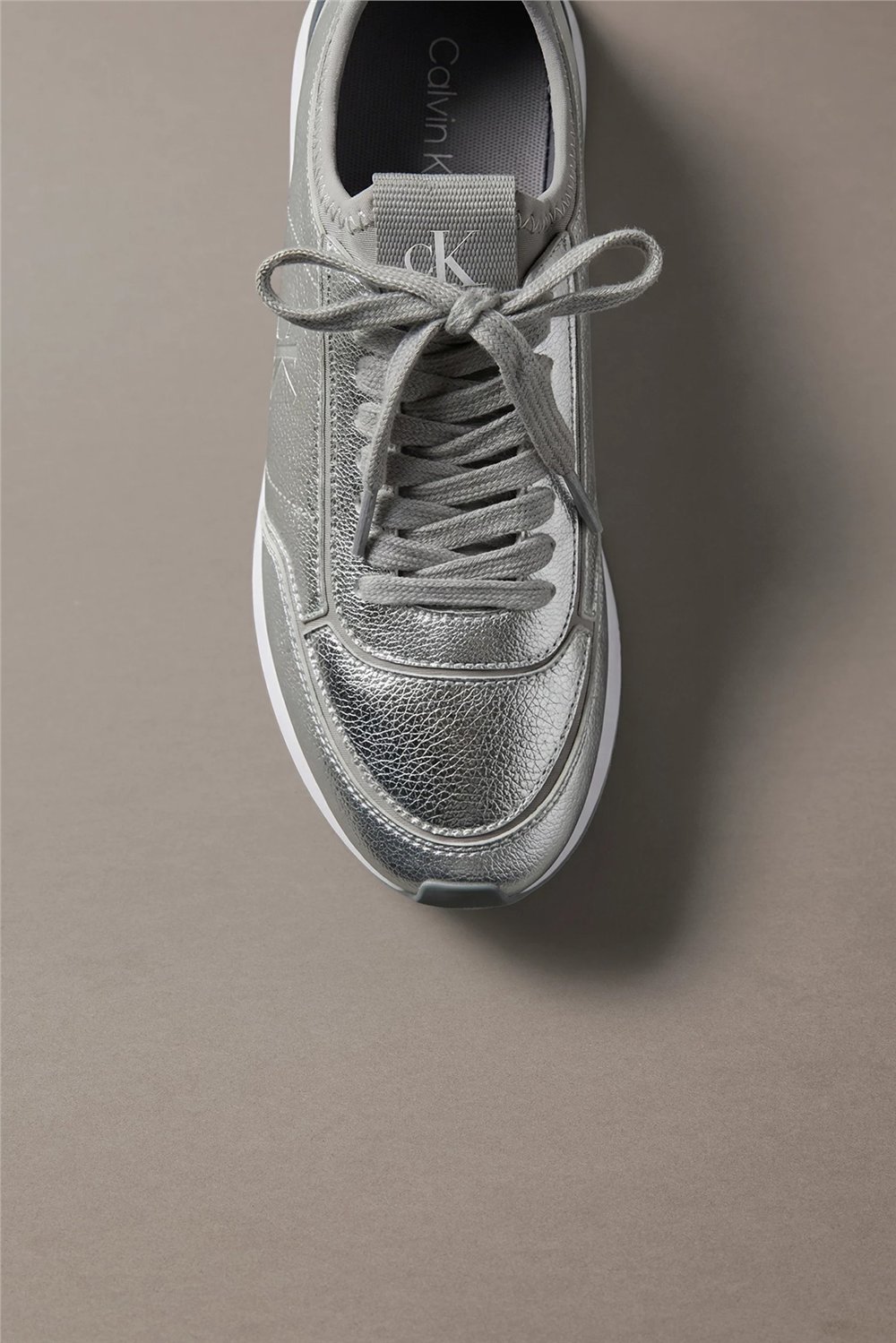 Calvin Klein Retro Runner Metallic Kadın Sneaker Gri