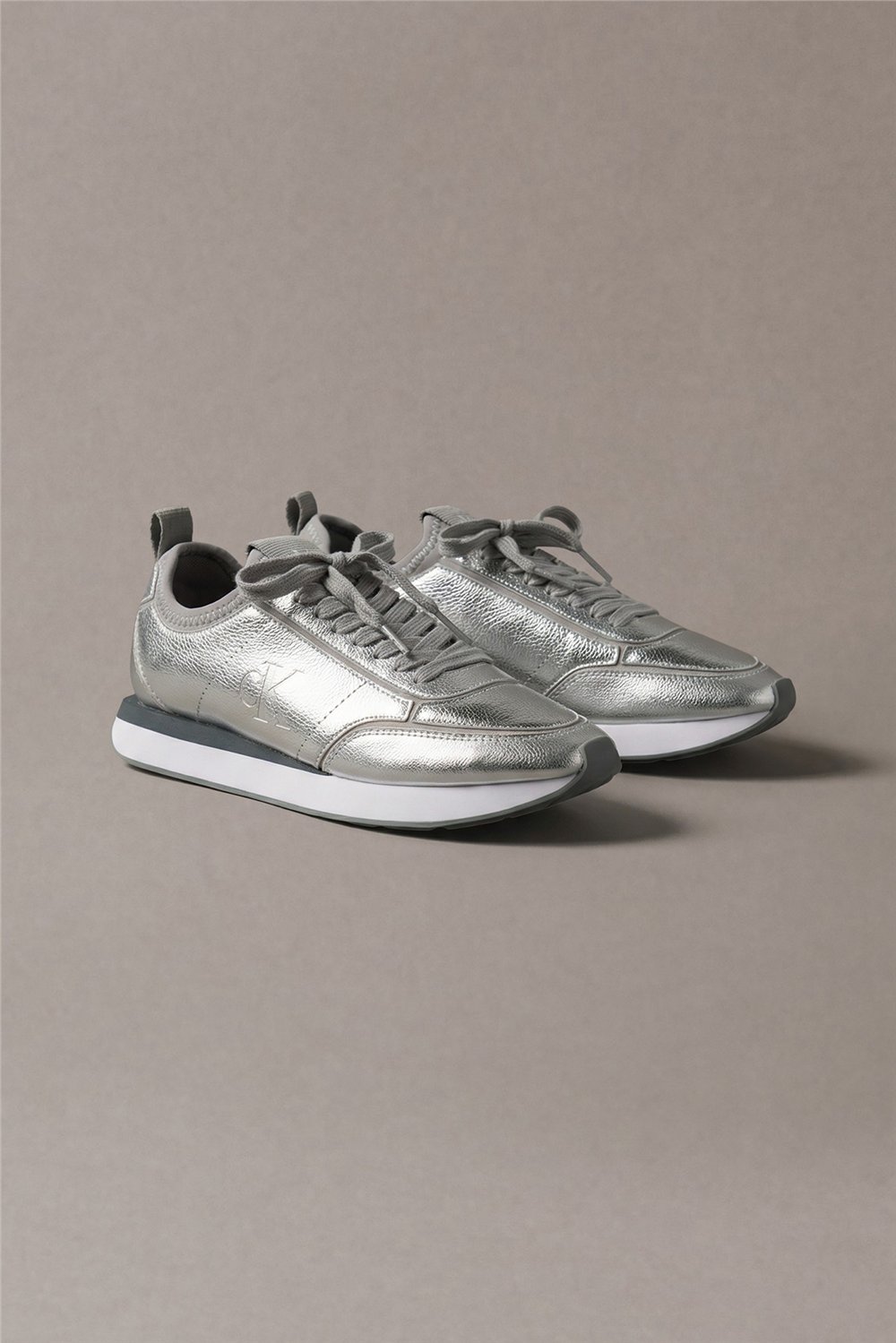 Calvin Klein Retro Runner Metallic Kadın Sneaker Gri