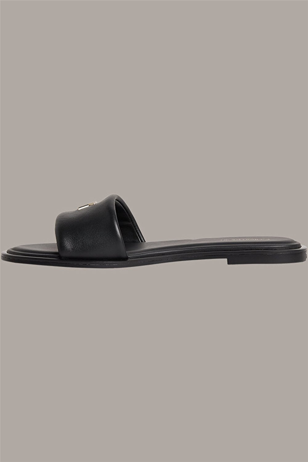 Calvin Klein Round Flat Sndl Lth Kadın Sandalet Siyah