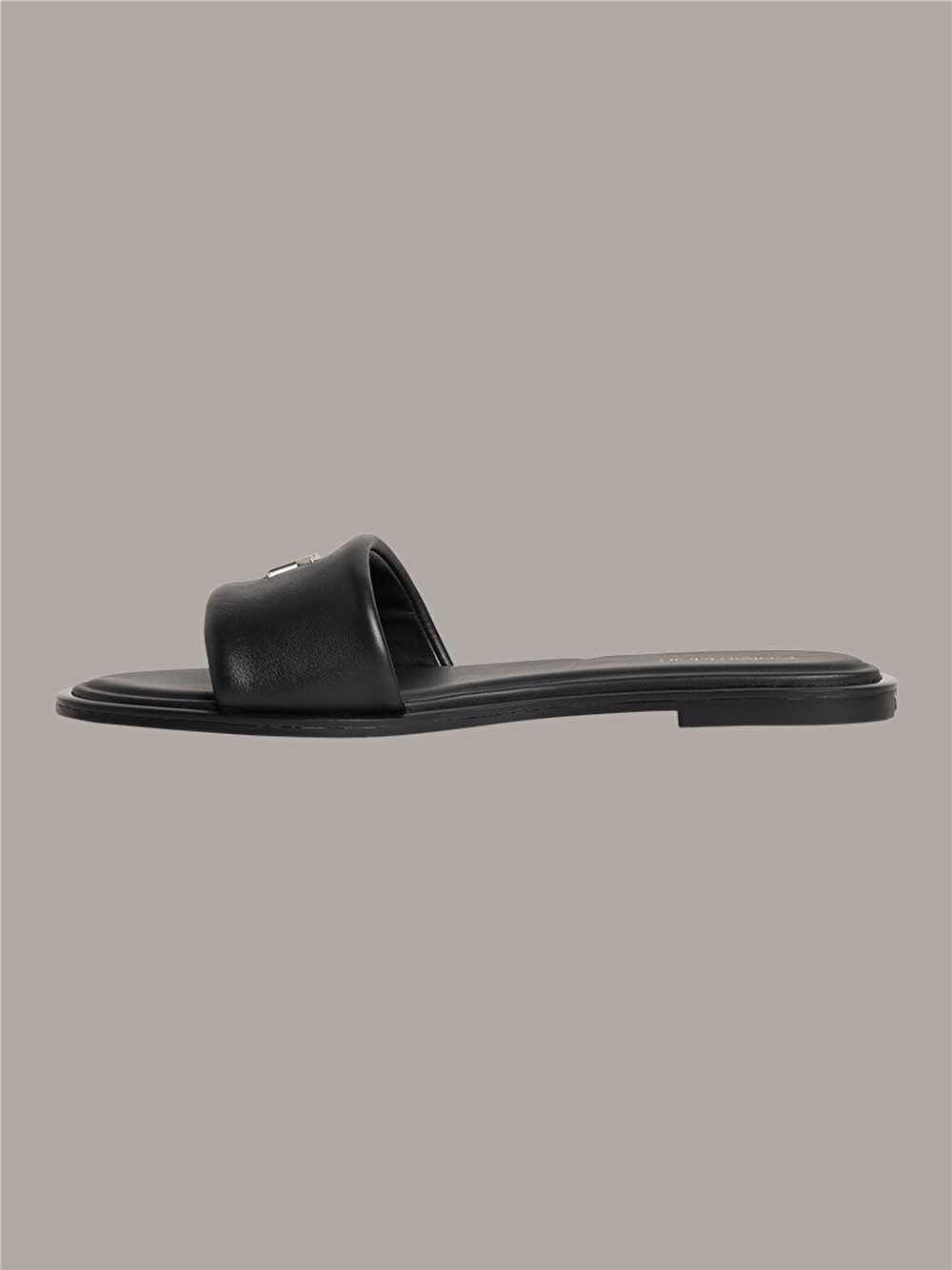 Calvin Klein Round Flat Sndl Lth Kadın Sandalet Siyah