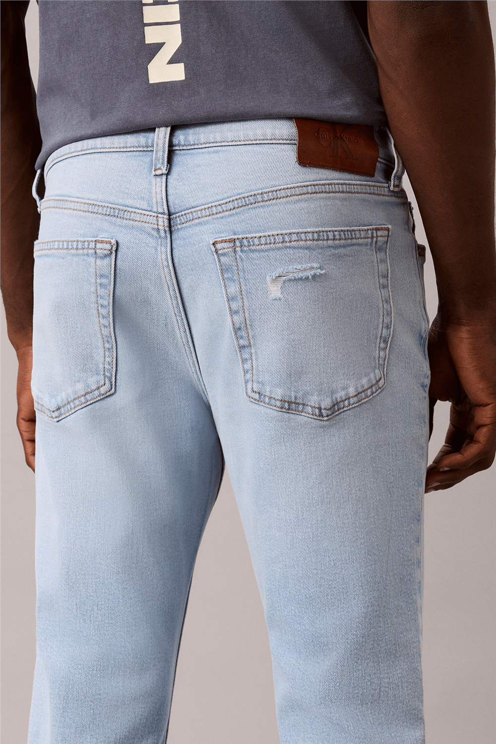Calvin Klein Slim indigo Overtone Lt Wt Jean Erkek Jean Pantolon Kırmızı