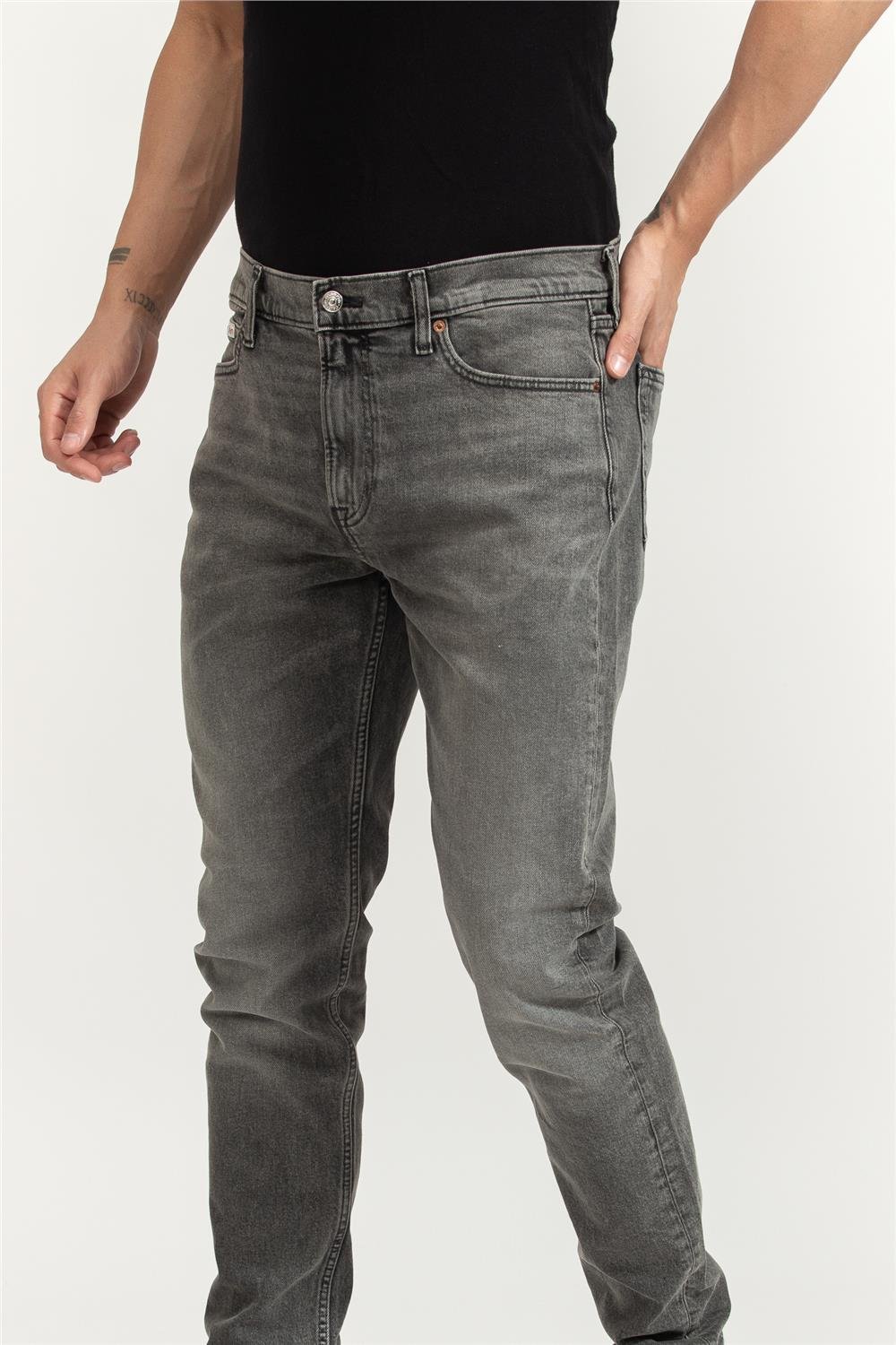 Calvin Klein Slim Taper Hearst Grey Erkek Jean Pantolon